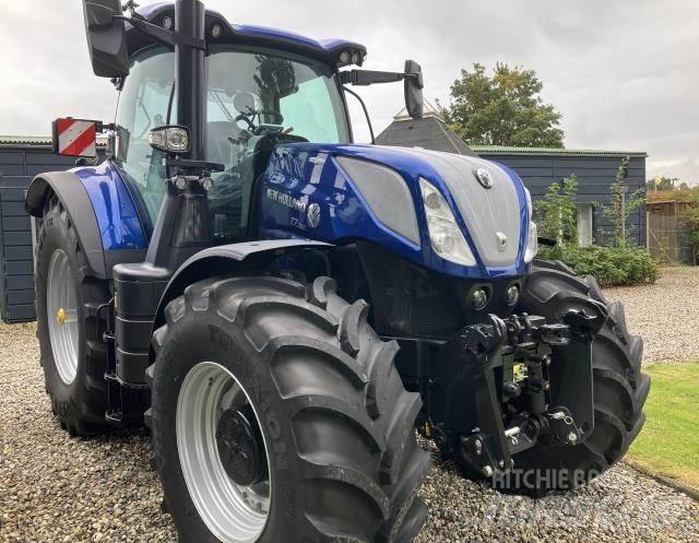 New Holland T7.300 الجرارات