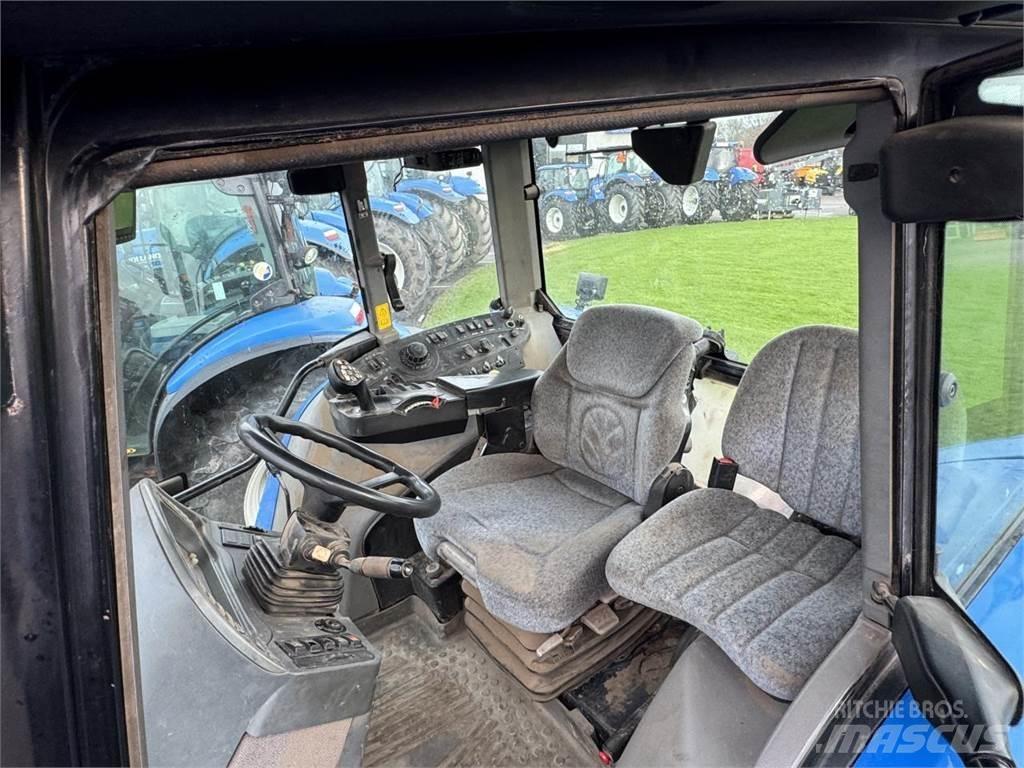 New Holland T7550 الجرارات
