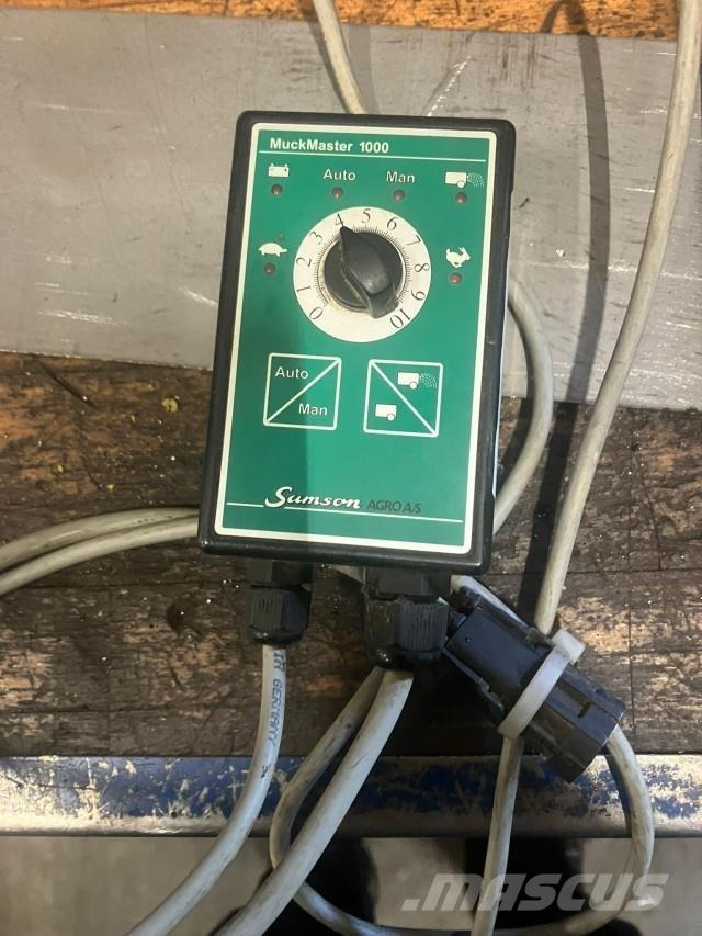Samson SPE 21 معدات توزيع السماد العضوي