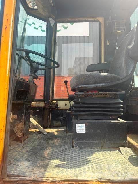 Schaeff SKL861 لوادر بعجل