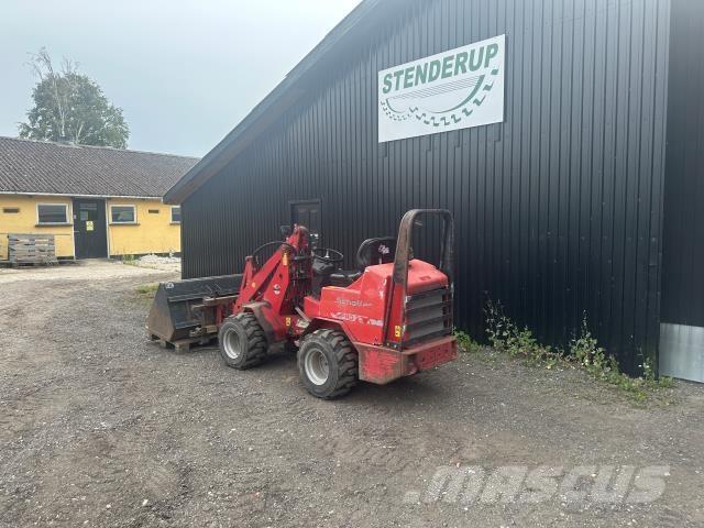 Schäffer PRO 33 لوادر صغيرة