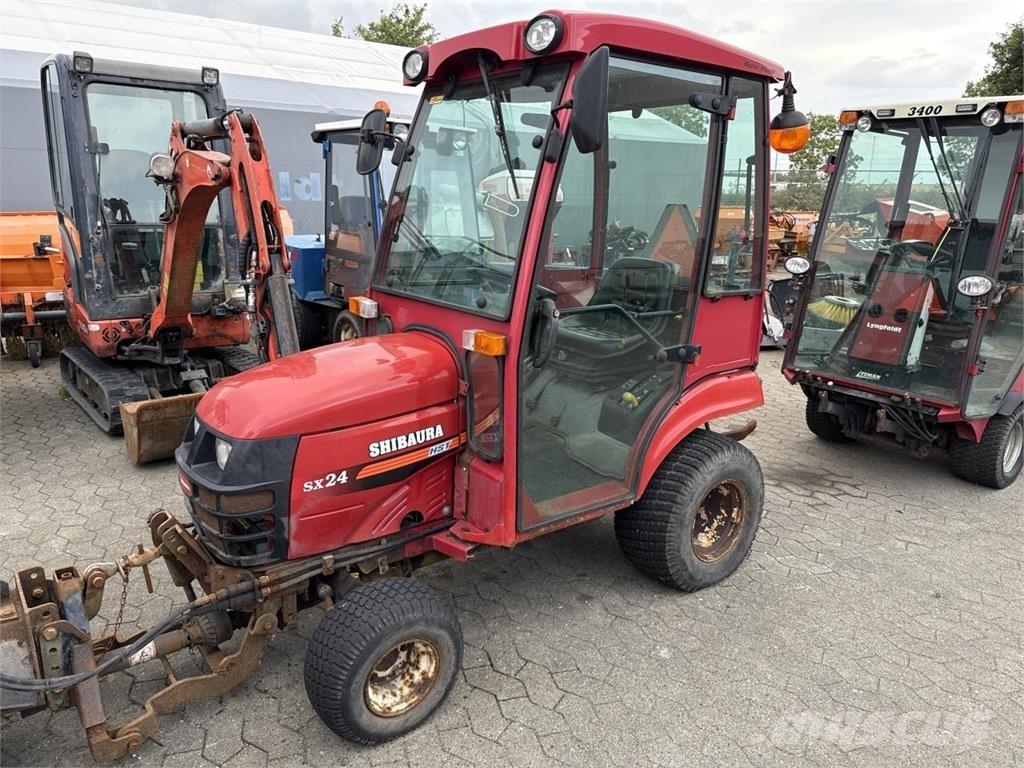 Shibaura SX24 جرارات مدمجة