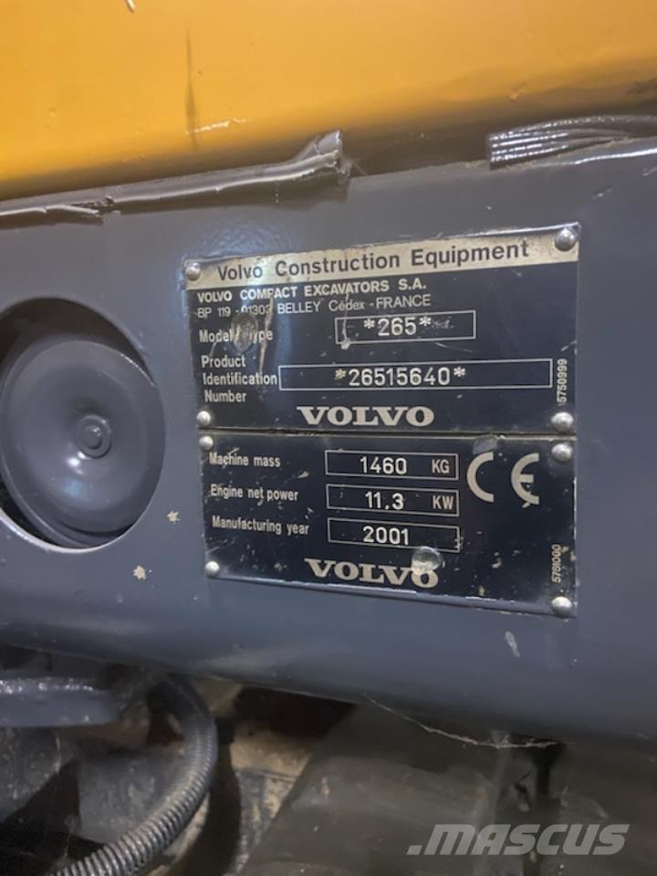 Volvo EC 15 حفارات صغيرة أقل من 7 طن (حفارات صغيرة)