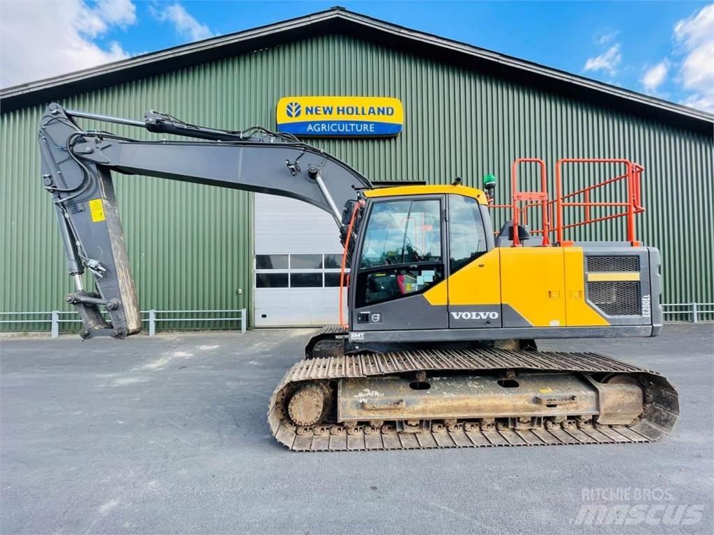 Volvo EC200 EL حفارات زحافة