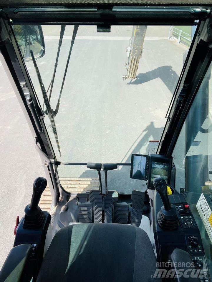 Volvo EC200 EL حفارات زحافة