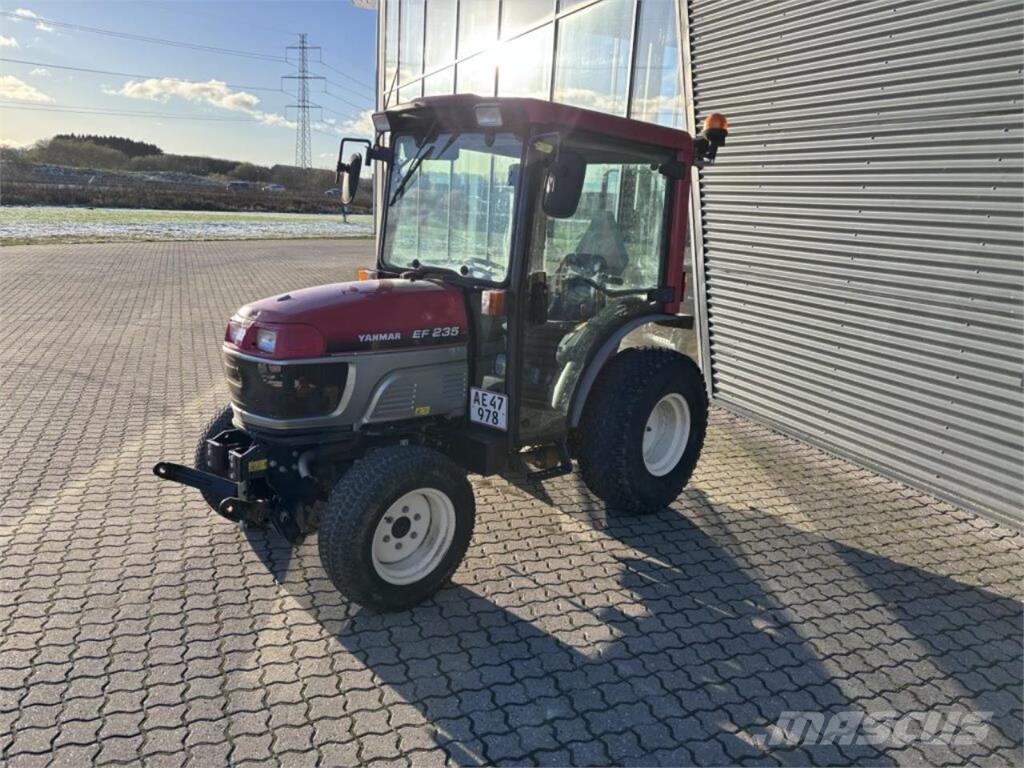 Yanmar EF-235 جرارات مدمجة