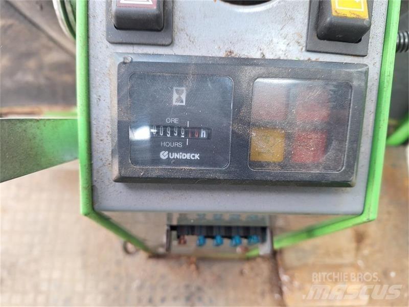 Egholm 2150 ناقلات الأدوات