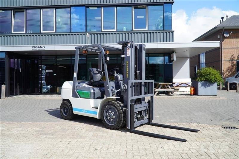 Eurotrac  شاحنات الديزل