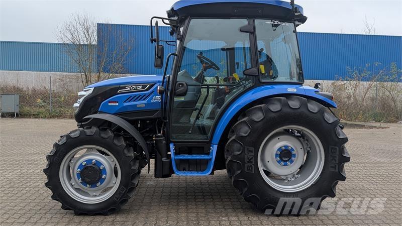 Solis 60 الجرارات