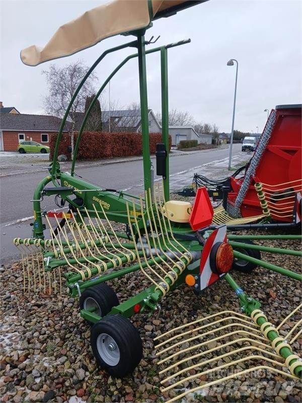 Krone  مكابس وميبسات التبن