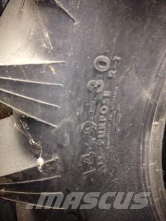  14.9x30 الإطارات والعجلات والحافات