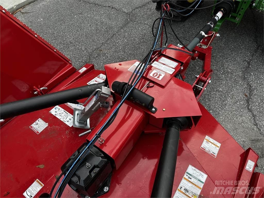 Bush Hog 2820 آلات تمزيق الحزم وتقطيعها ونشرها
