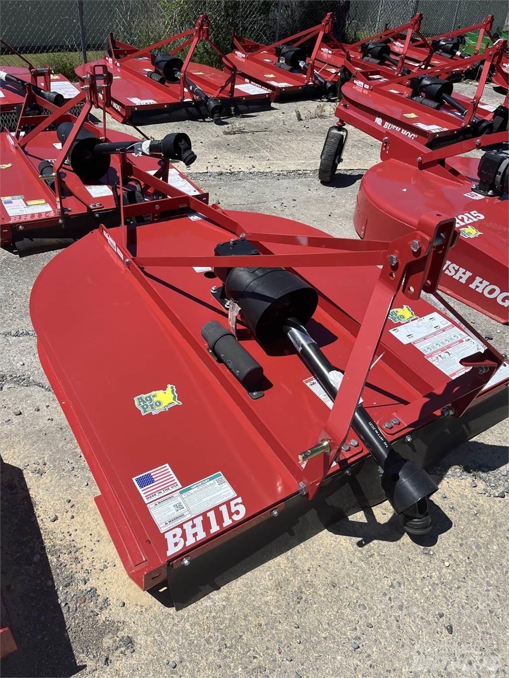 Bush Hog BH115 آلات تمزيق الحزم وتقطيعها ونشرها