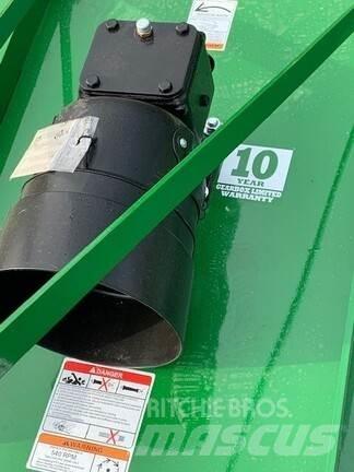 Bush Hog BH115 آلات تمزيق الحزم وتقطيعها ونشرها