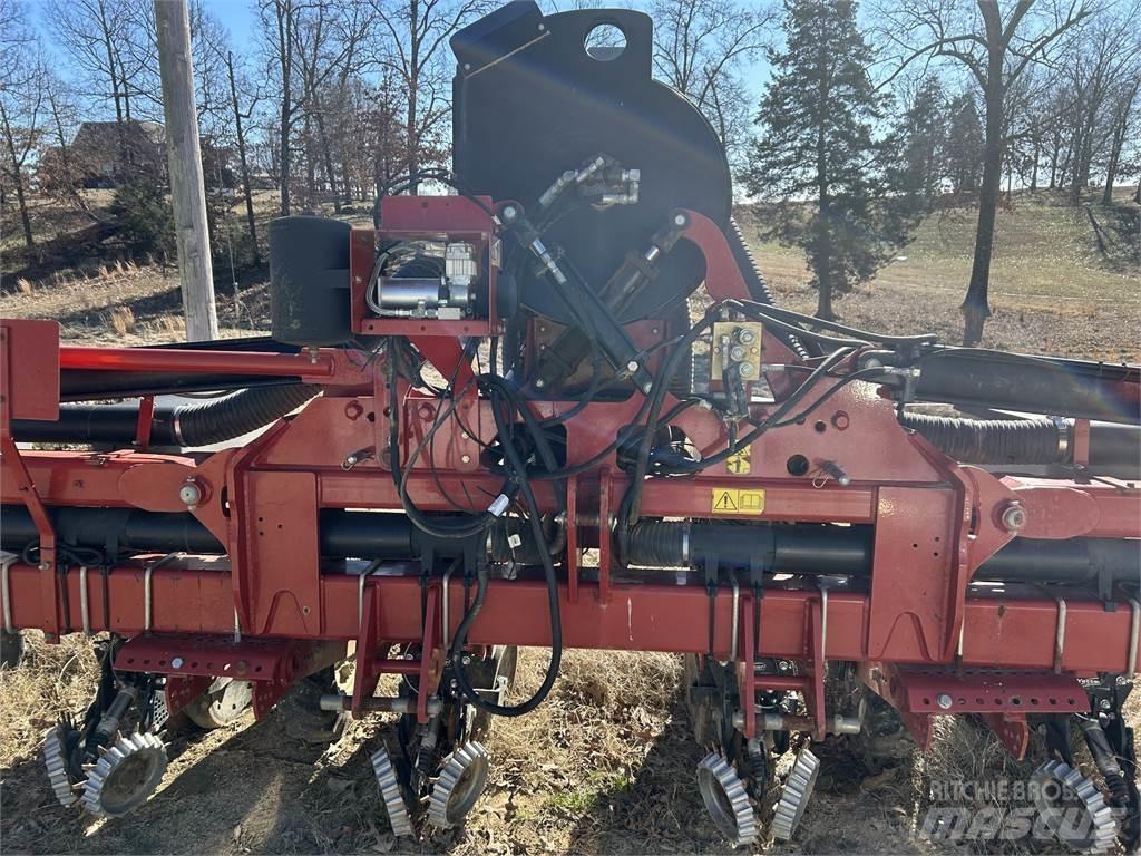 Case IH 1235 معدات بذر