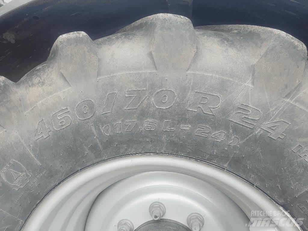Case IH 742 الجرارات