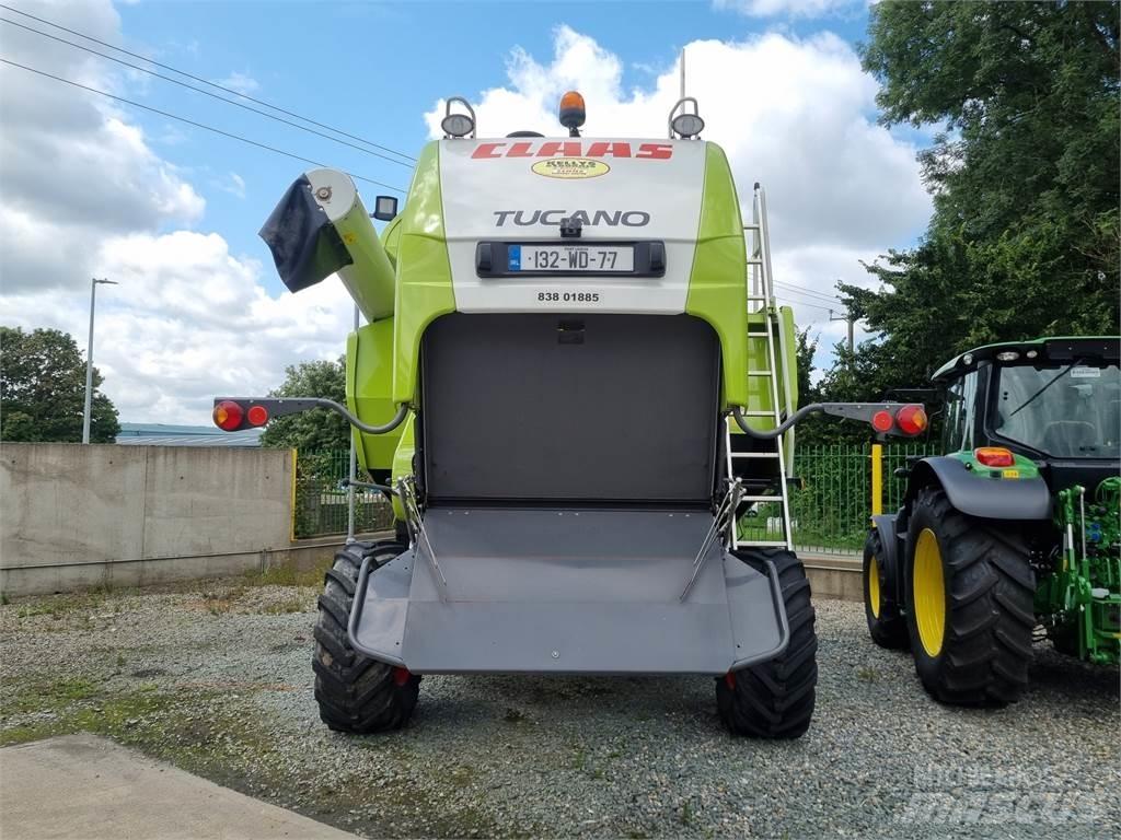 CLAAS 430 Tucano حصادات