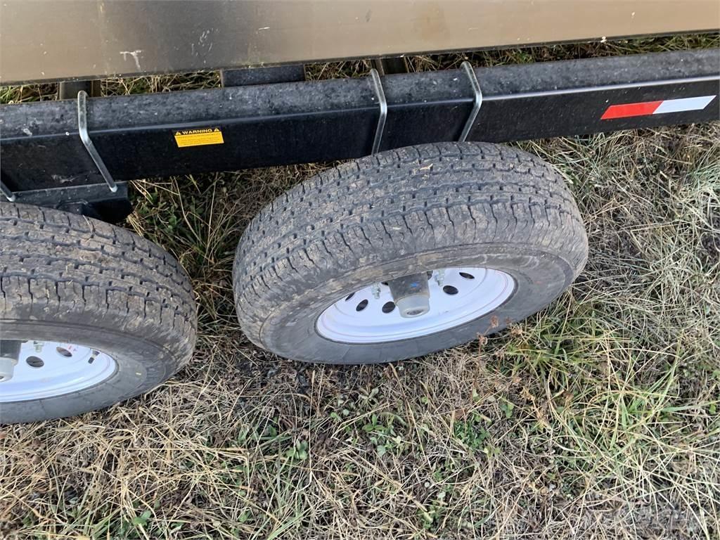 E-Z Trail GC42 مقطورة حبوب