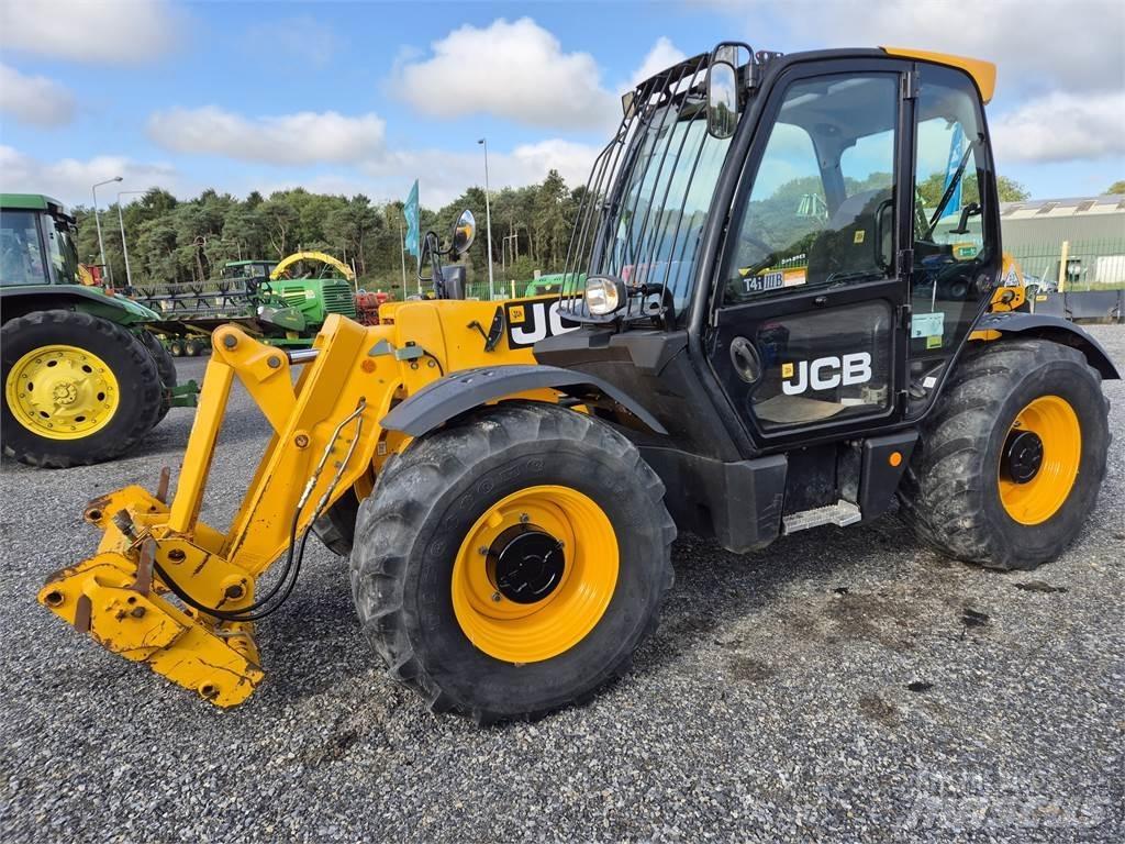 JCB 531-70 معدات مناولة لأغراض الزراعة