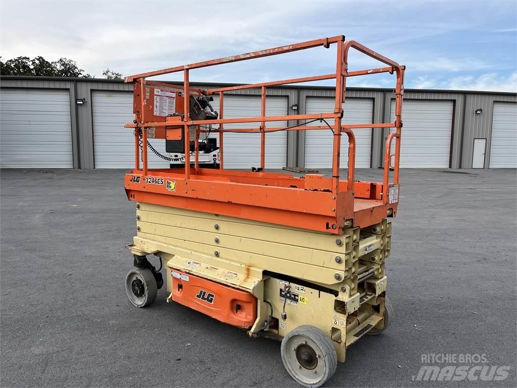 JLG 3246ES رافعات أخرى