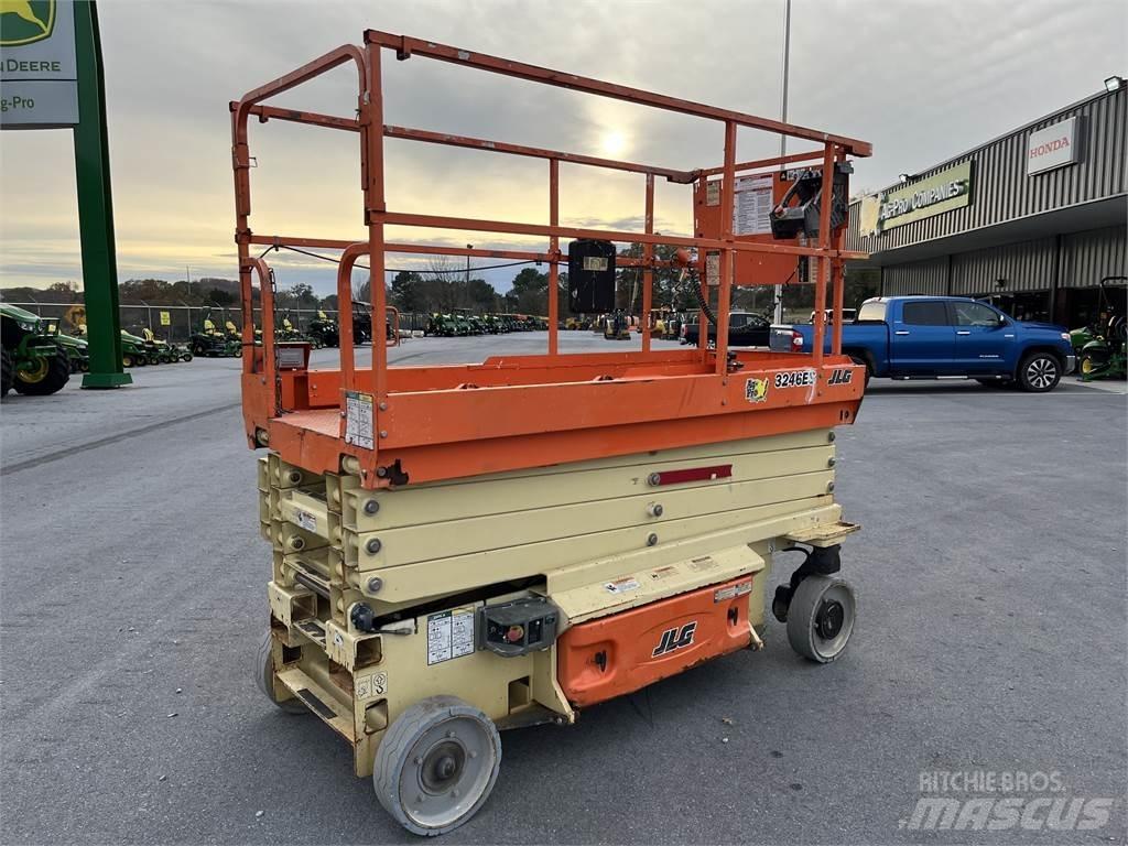 JLG 3246ES رافعات أخرى