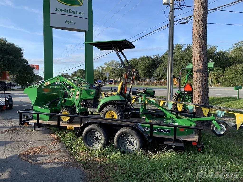 John Deere 1023E جرارات مدمجة