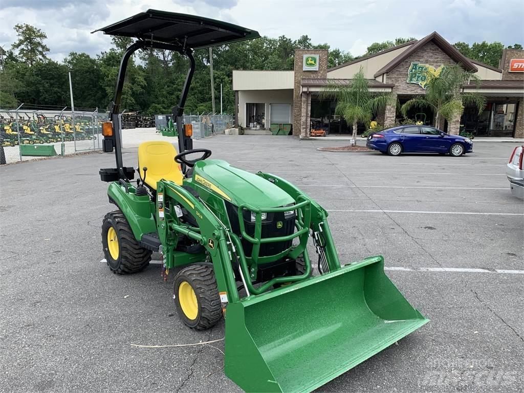 John Deere 1023E جرارات مدمجة