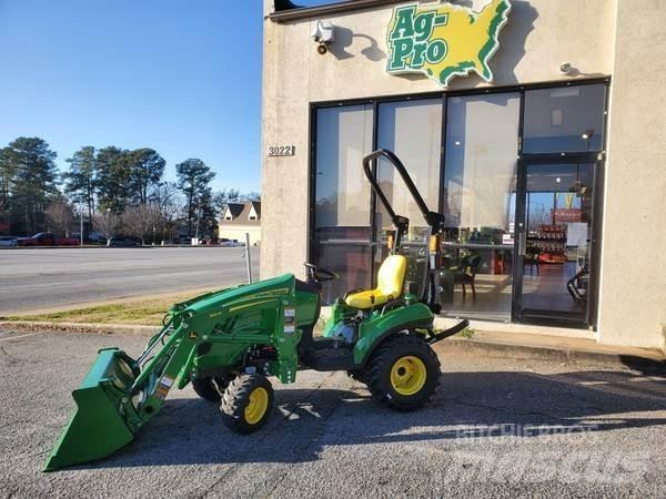 John Deere 1023E جرارات مدمجة