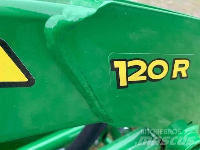 John Deere 1023E جرارات مدمجة