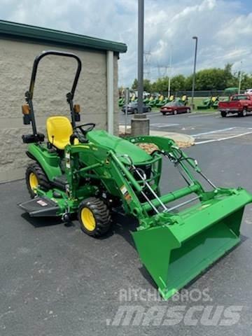 John Deere 1023E جرارات مدمجة