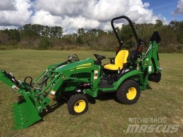 John Deere 1025R جرارات مدمجة