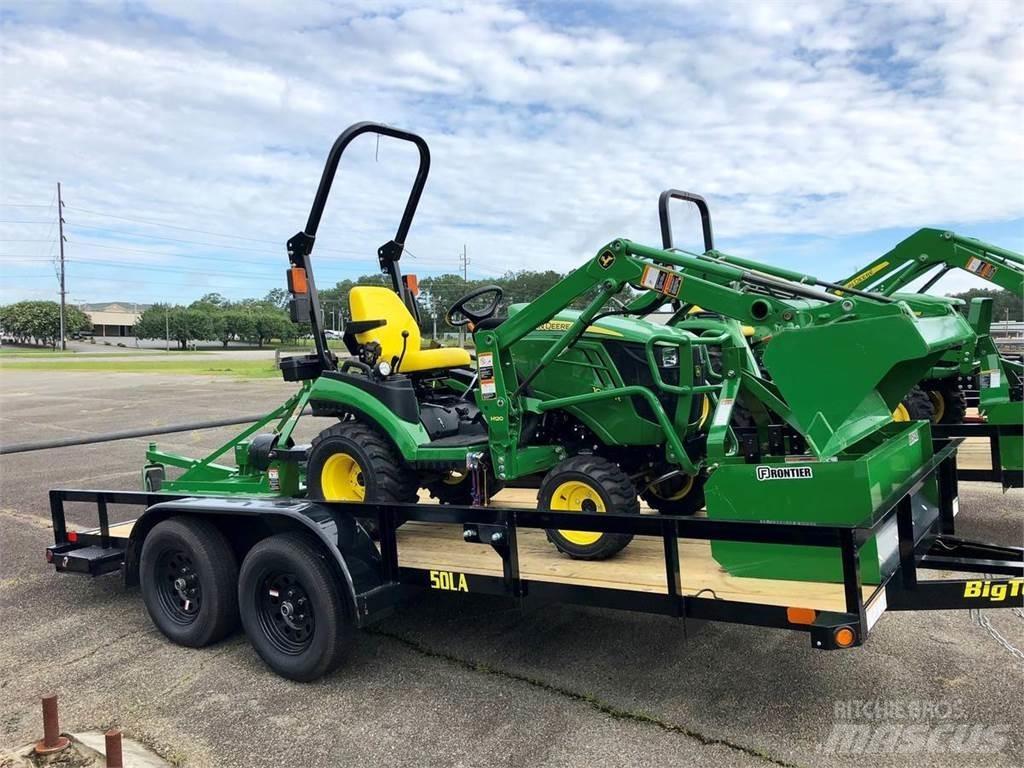 John Deere 1025R جرارات مدمجة
