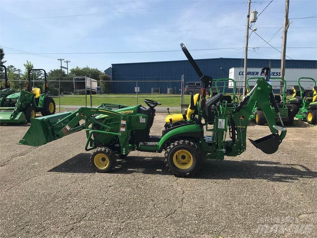 John Deere 1025R جرارات مدمجة