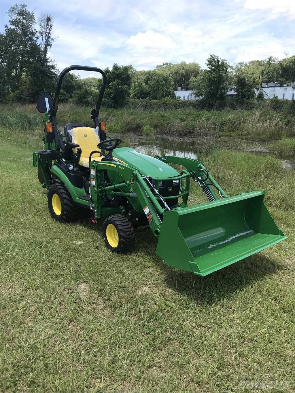 John Deere 1025R جرارات مدمجة