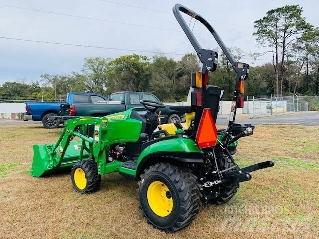 John Deere 1025R جرارات مدمجة