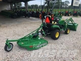 John Deere 1025R جرارات مدمجة