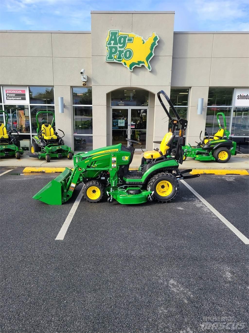 John Deere 1025R جرارات مدمجة