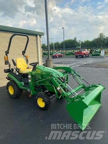 John Deere 1025R جرارات مدمجة