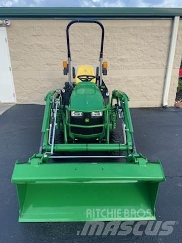 John Deere 1025R جرارات مدمجة