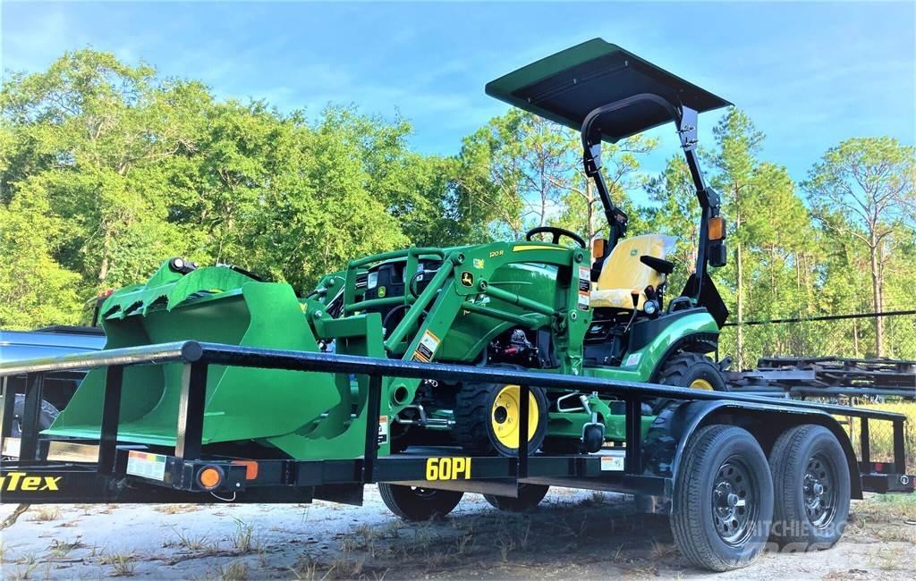 John Deere 1025R جرارات مدمجة