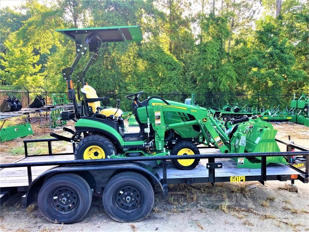 John Deere 1025R جرارات مدمجة