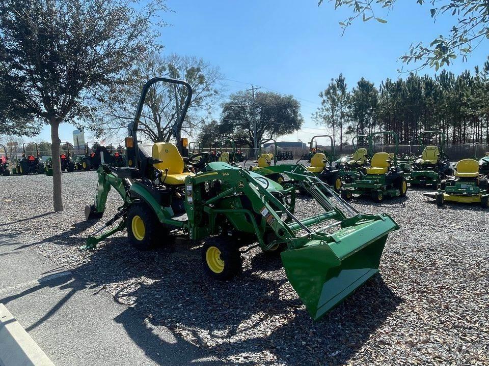 John Deere 1025R جرارات مدمجة