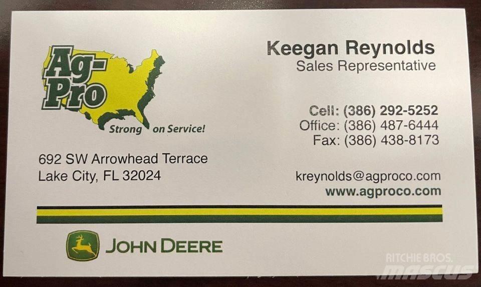 John Deere 1025R جرارات مدمجة