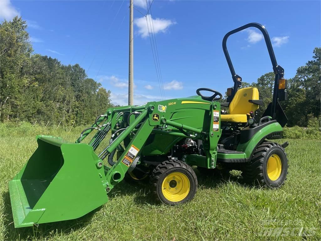 John Deere 1025R جرارات مدمجة