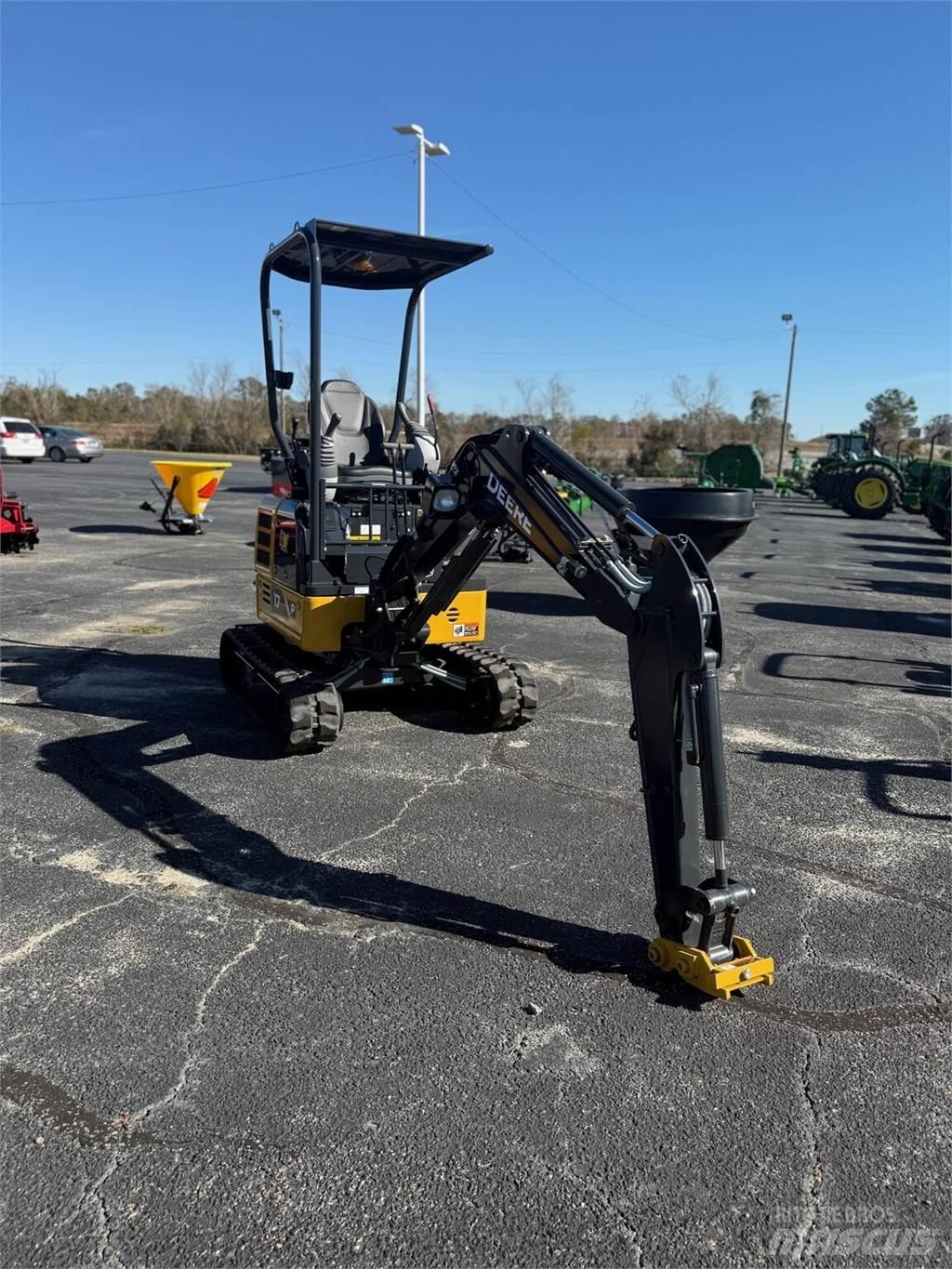 John Deere 17 P حفارات صغيرة أقل من 7 طن (حفارات صغيرة)