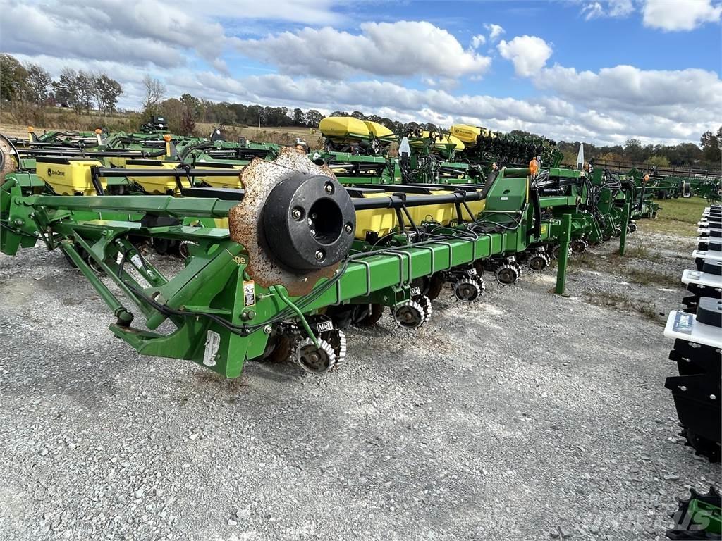 John Deere 1720 معدات بذر