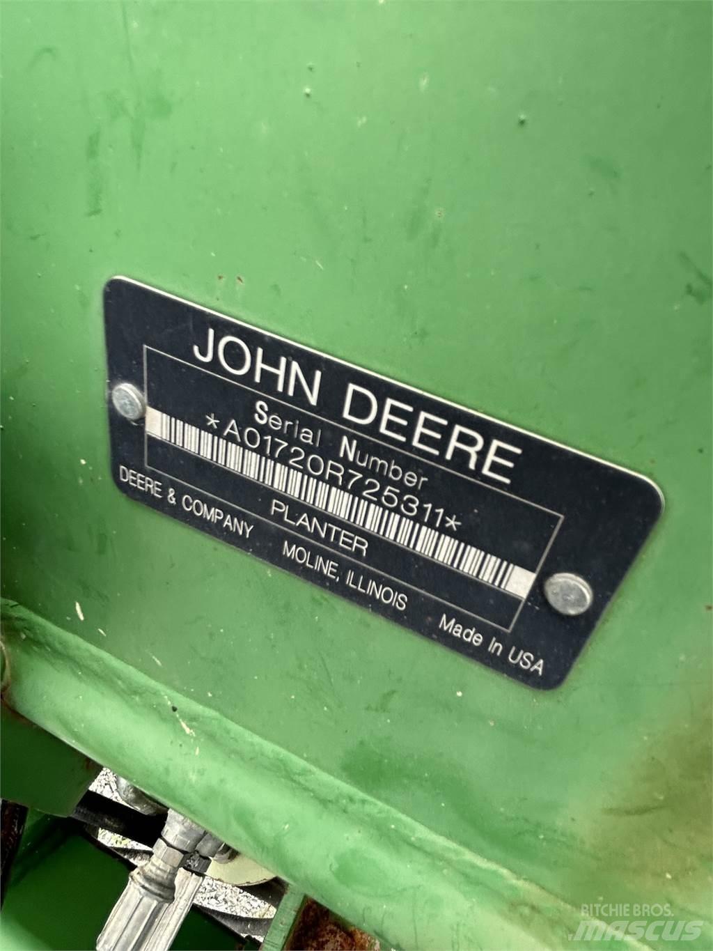 John Deere 1720 معدات بذر