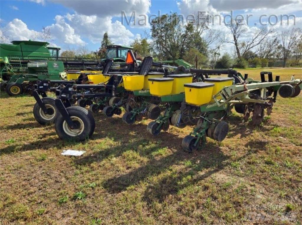 John Deere 1720 معدات بذر