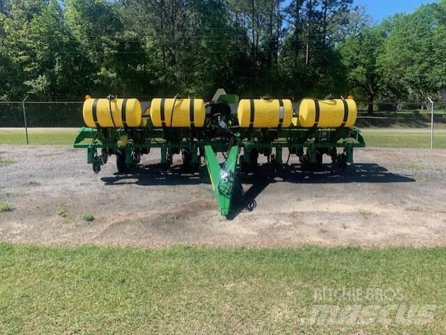 John Deere 1755 معدات بذر