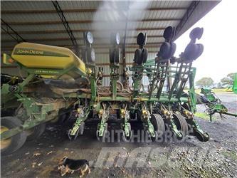 John Deere 1790 معدات بذر